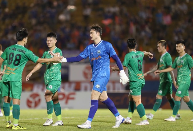 da-ro-ly-do-vi-sao-van-lam-khong-duoc-hlv-kim-sang-sik-goi-len-tuyen-viet-nam
